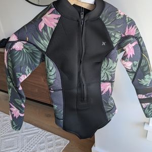 Hurley 2 mm springsuit sz 4 NWT